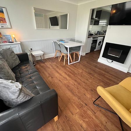 Beachcomber, Sunbeach, Scratby - Two Bed Chalet, Sleeps 4, Free Wi-Fi, Free Club Passes, Free Swimming And Pet Friendly Екстериор снимка
